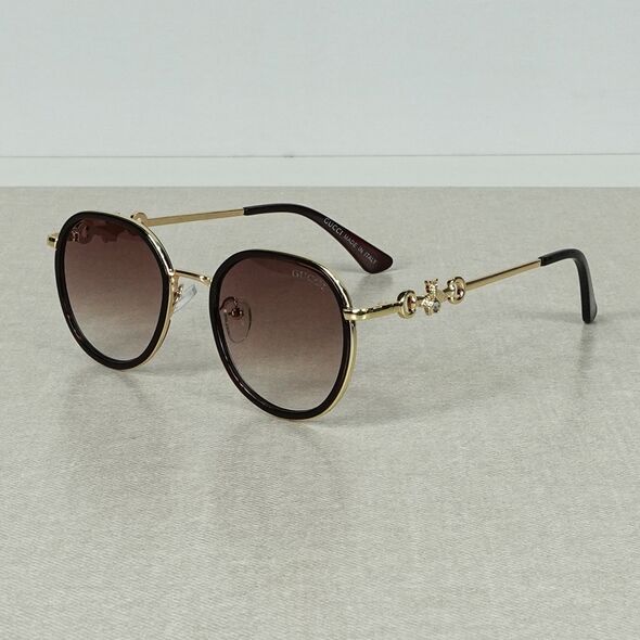  نظارات شمسية للرجال بتصميم أنيق GUCCI Lunettes Pour Homme Avec Un Beau Design GUCCI-M5