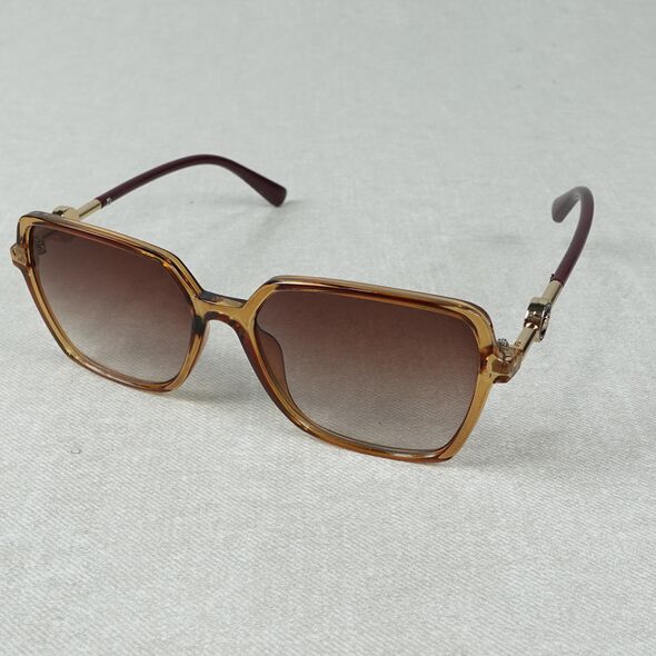  ​نظارات شمسية للنساء بتصميم أنيق -Lunettes Pour Femme Avec Un Beau Design 4396 [CLONE]